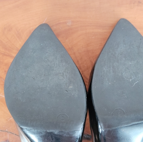 Authentic Saint Laurent Paris patent thorn heels - Picture 10 of 10